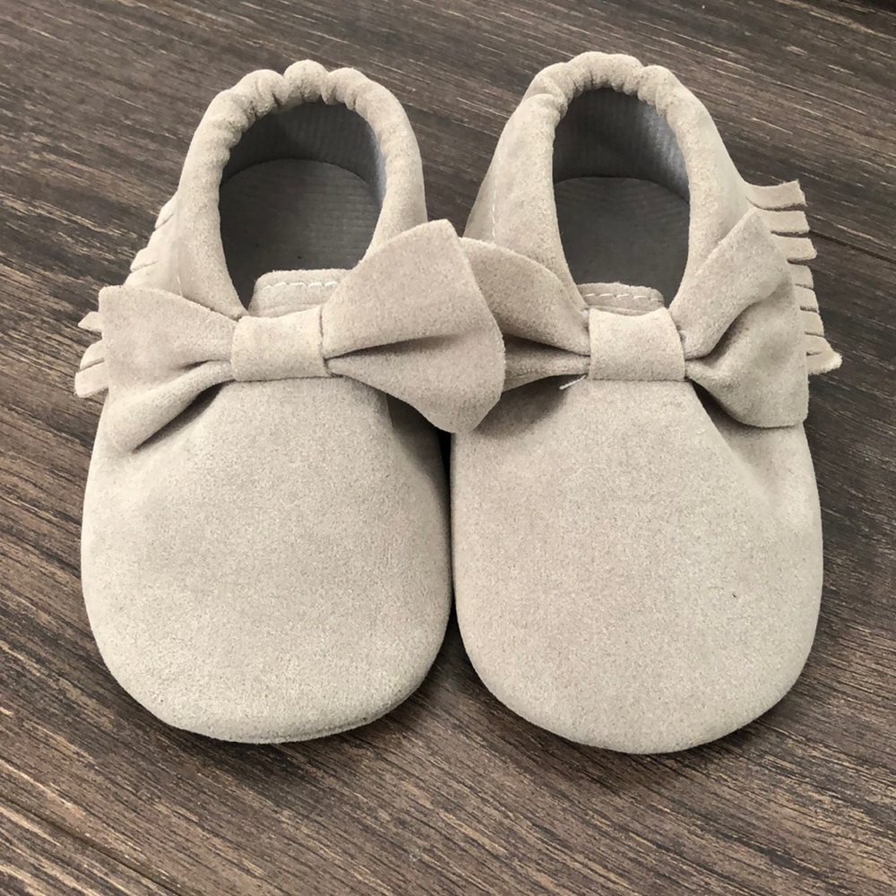 🍭4/$10 Baby Girl Moccasins